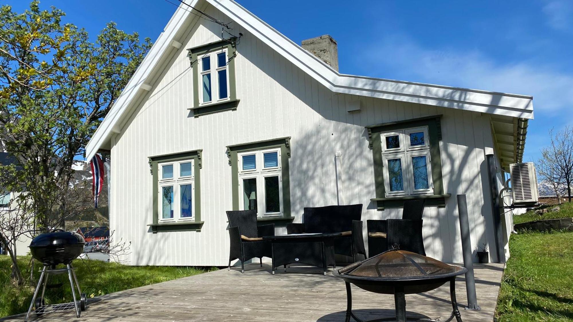 Nordlandshuset "Lottebakken", Ballstad In Lofoten 外观 照片